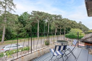 Photo 27- click for photo gallery